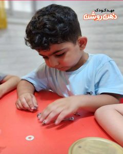 برنامه آموزشی استم در مهدکودک ذهن روشن