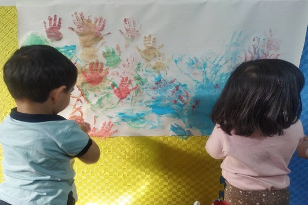 کارگاه مادر و کودک رنگ بازی